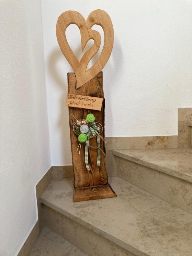 Koerners Ferienwohnung Am Fusse Des Voithenbergs Furth im Wald Luaran gambar